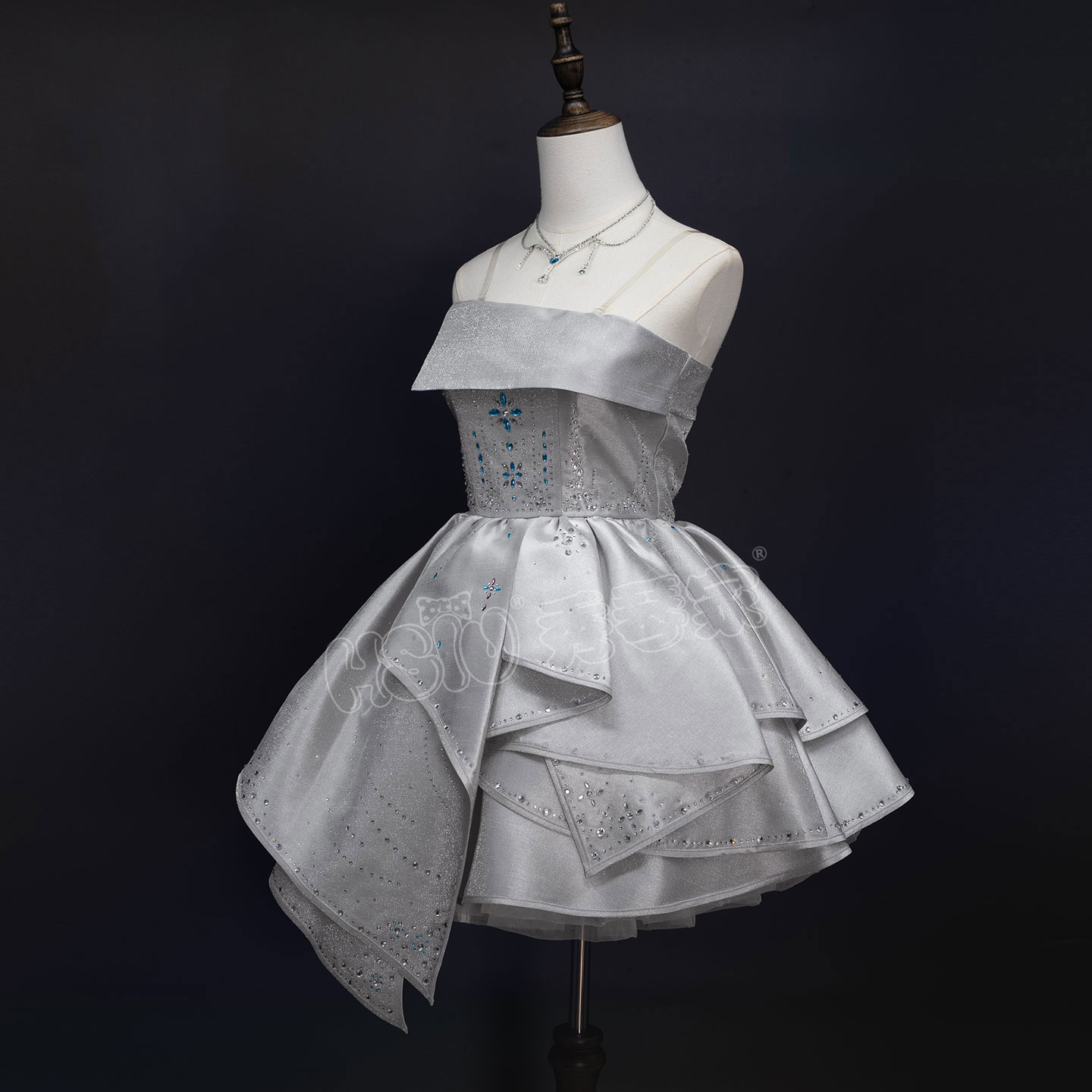 Kostum Pemburu Wanita Cosplay  - Anime Cosplay Outfits Female ulasan dan harga